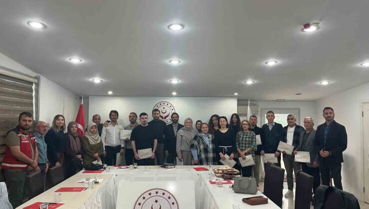 Yalova’da afet ve acil durum personeline psikolojik ilk yardım eğitimi verildi