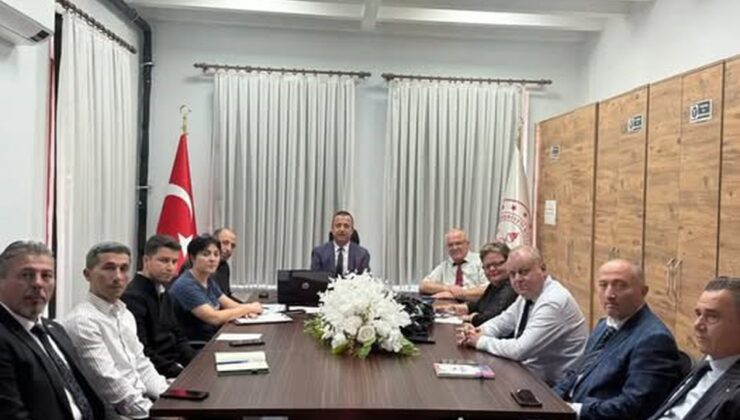 Yenipazar’da OYSS uygulayacak okul müdürleri bilgilendirme toplantısında buluştu