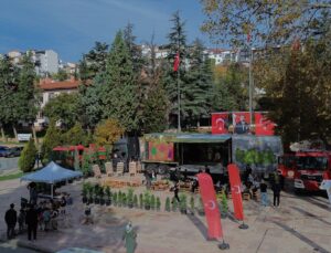 Yeşil Vatan Tırı Bilecik’te çocuklara orman sevgisini anlattı