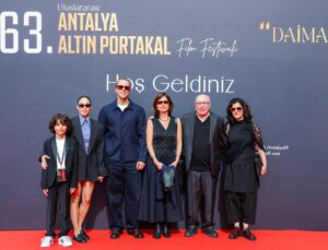 Yeşim Ustaoğlu’nun Artakalan filmi Altın Portakal’da Türkiye prömiyerini yaptı